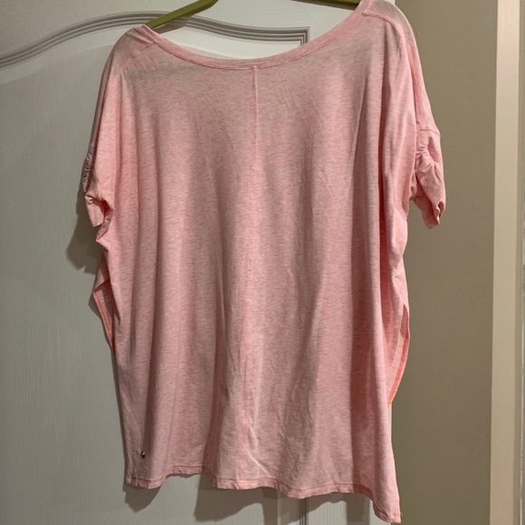 Lululemon shirt - Picture 2 of 4